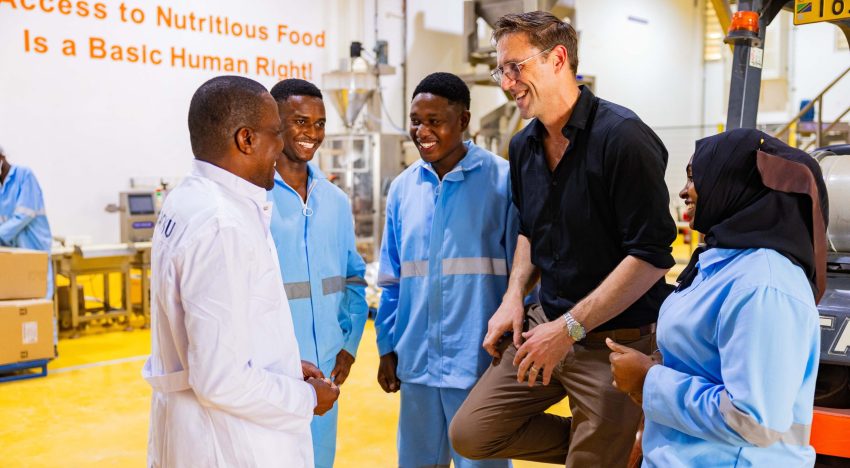 La historia del hombre que creó una máquina que salva millones de vidas en África