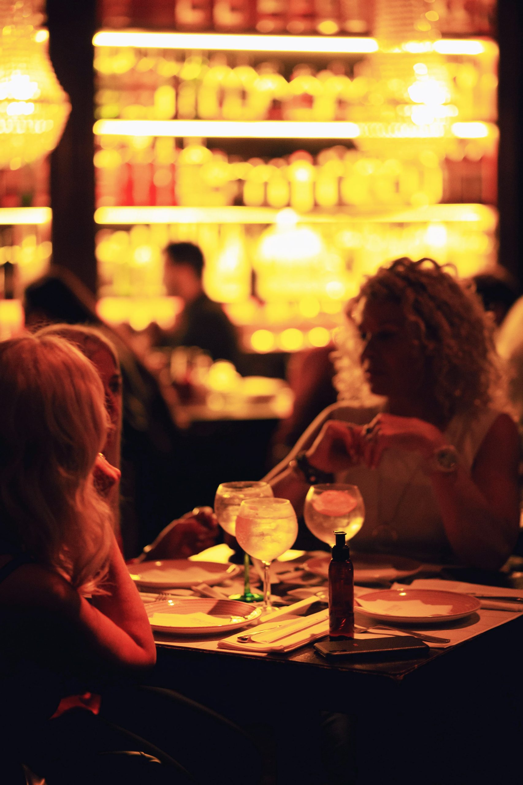 En ambas sedes de Presidente Bar la coctelería clásica convive con la de autor y generan una tercera categoría, la de los clásicos de la casa