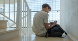 Adiós a la doble escalera: la polémica norma que aprobó una ciudad de California para construir edificios más baratos