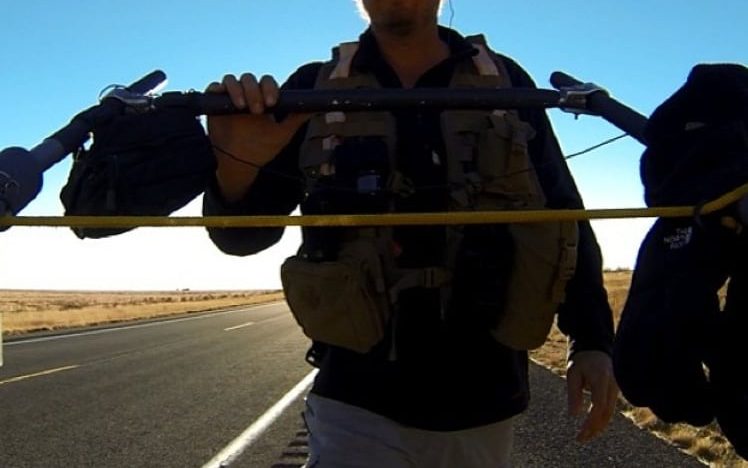 Tiene 56 años y está a punto de completar la vuelta al mundo: cuánto tiempo le llevó