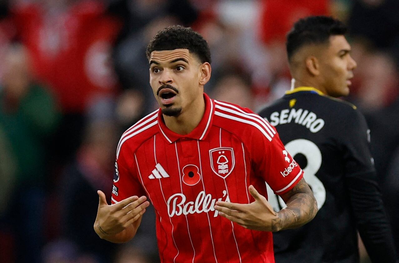 Nottingham vs Man. United por la fecha 10 de la Premier League del 2025.