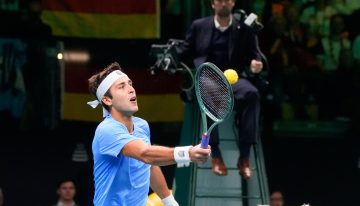 Tomás Etcheverry vs. Jan-Lennard Struff, por la Copa Davis, en vivo