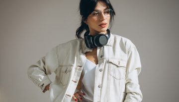 Decile chau al oversized: la nueva tendencia que es más cómoda y práctica para el verano 2026