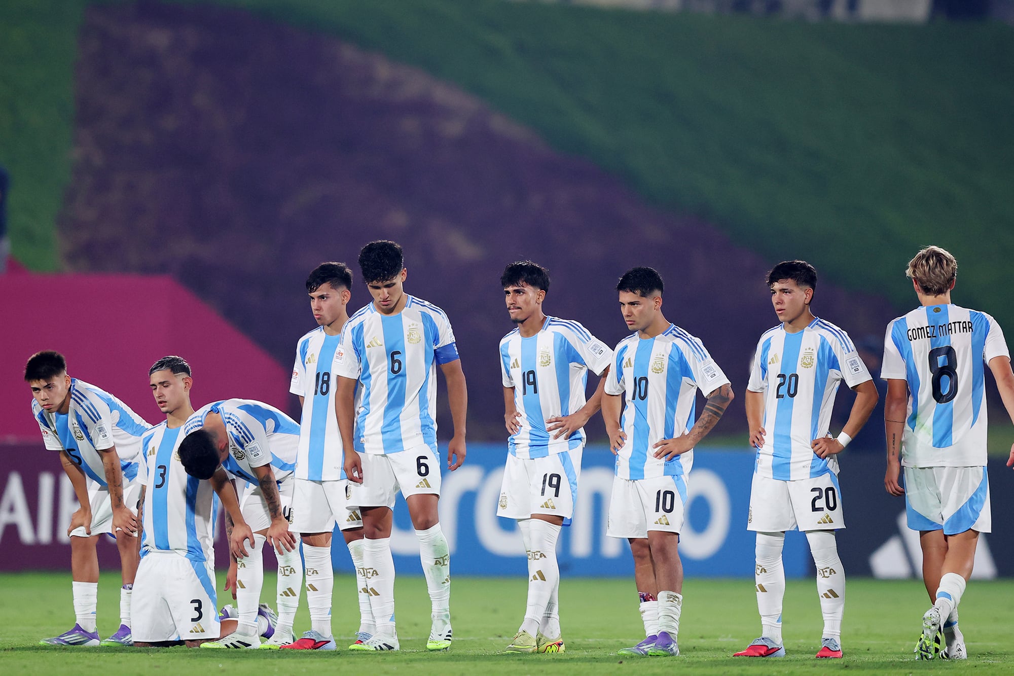 Así fue la desazón del equipo argentino, que fue el mejor de los grupos, pero se despidió en octavos
