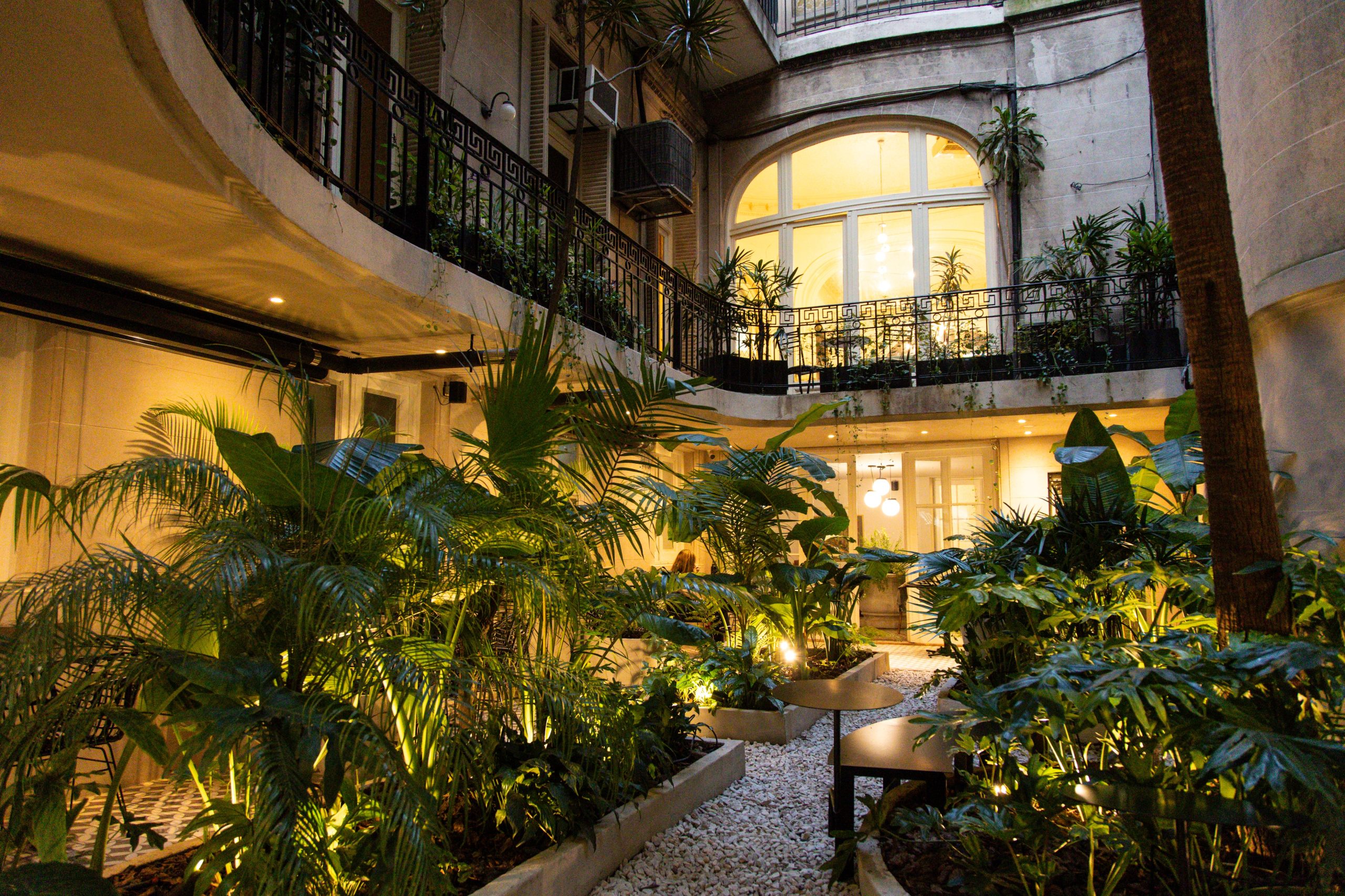 El jardín de Muyè es uno de sus puntos más fuertes, apreciado también en eventos privados