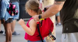 La renta garantizada no logra sacar de la pobreza severa a dos de cada tres familias con hijos que la perciben