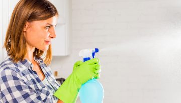 Para qué se recomienda la mezcla de vinagre blanco y romero