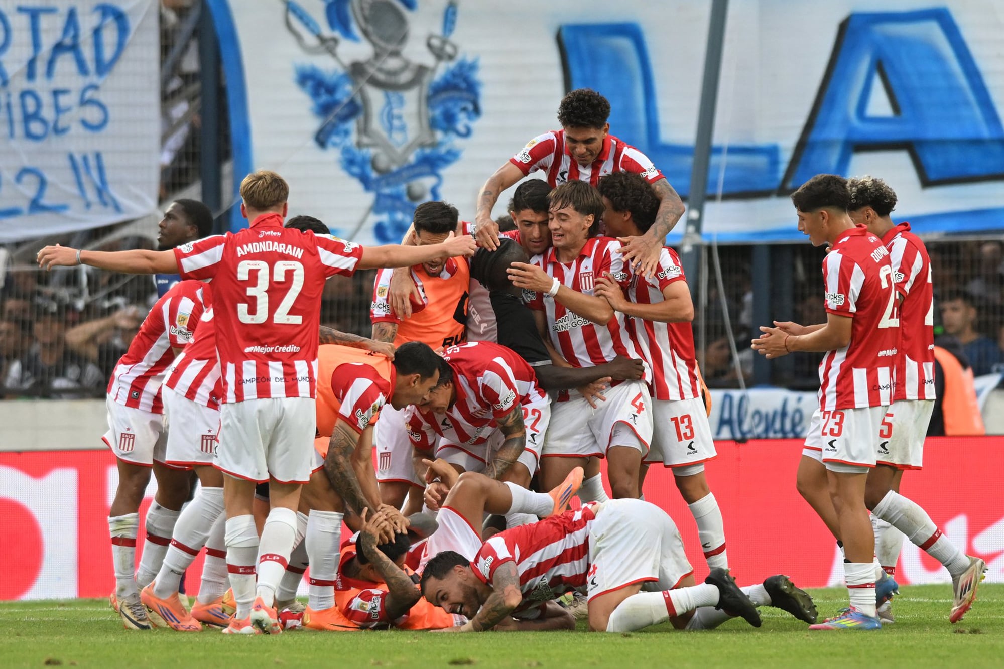 A pesar de no partir como favorito en las apuestas, Estudiantes de La Plata quiere dar el batacazo ante Racing