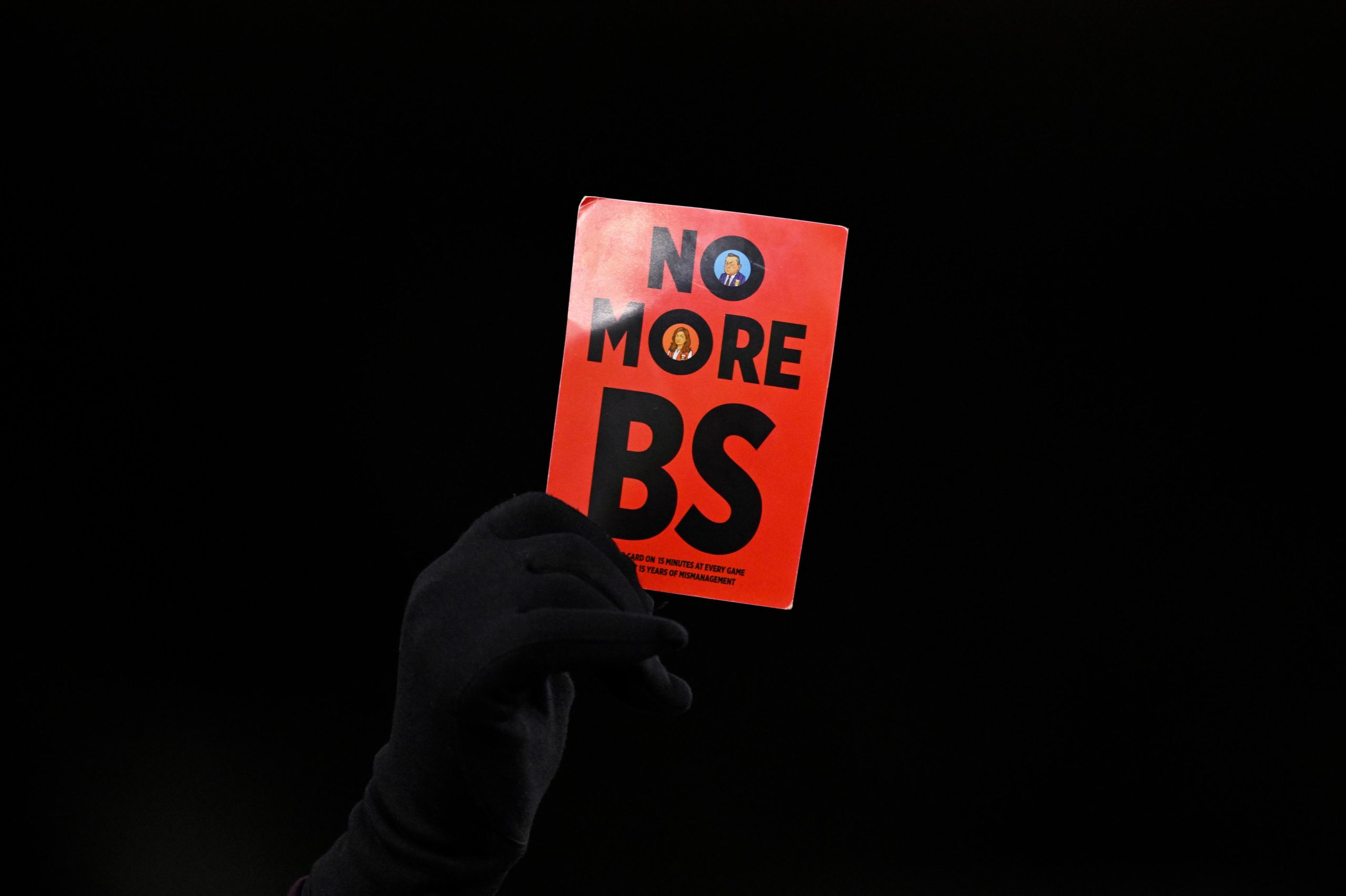 West Ham vs Brighton por la fecha 19 de la Premier League del 2025.