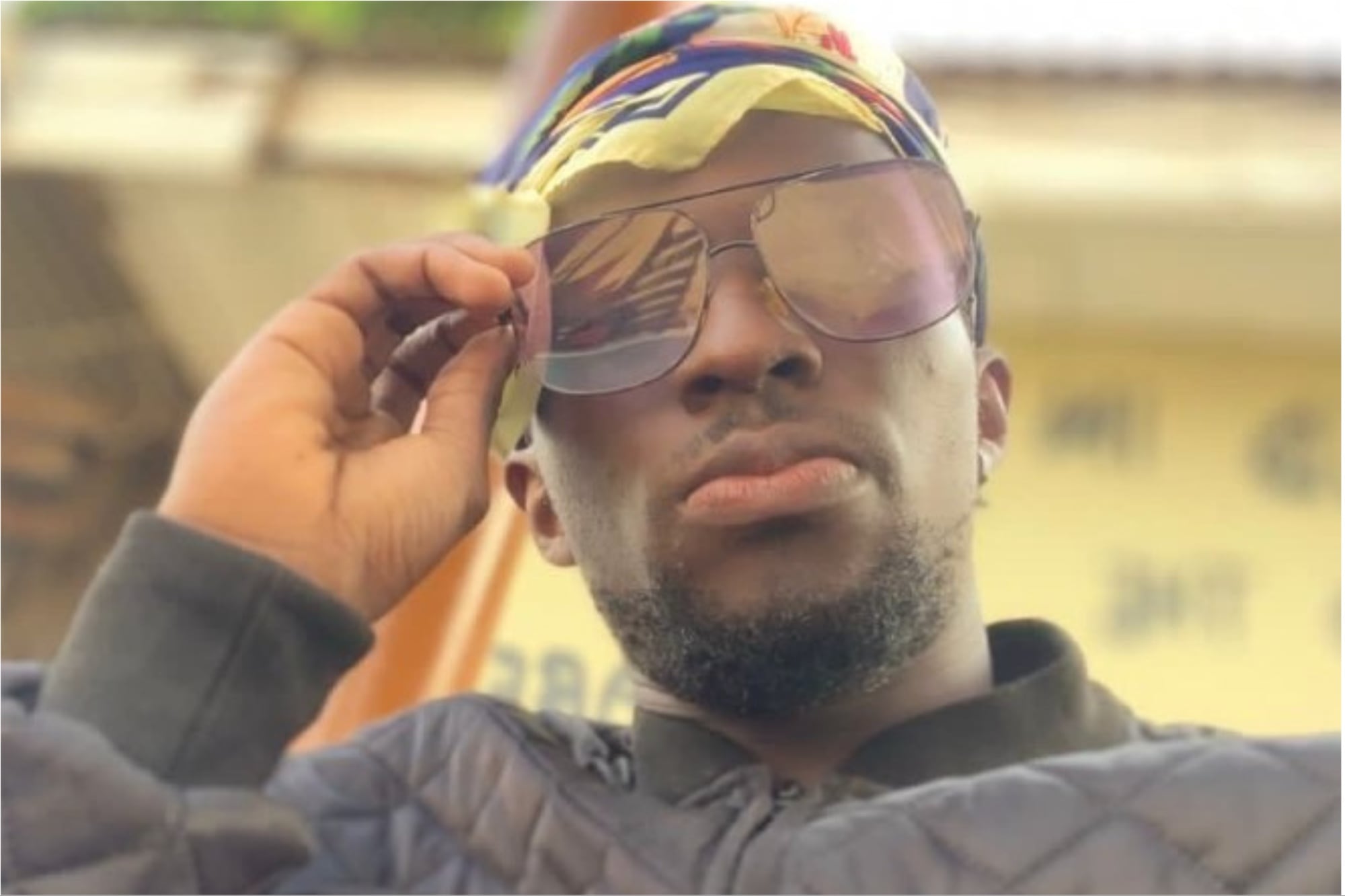 Ebo es de Ghana y cautivó al público con un mensaje religioso