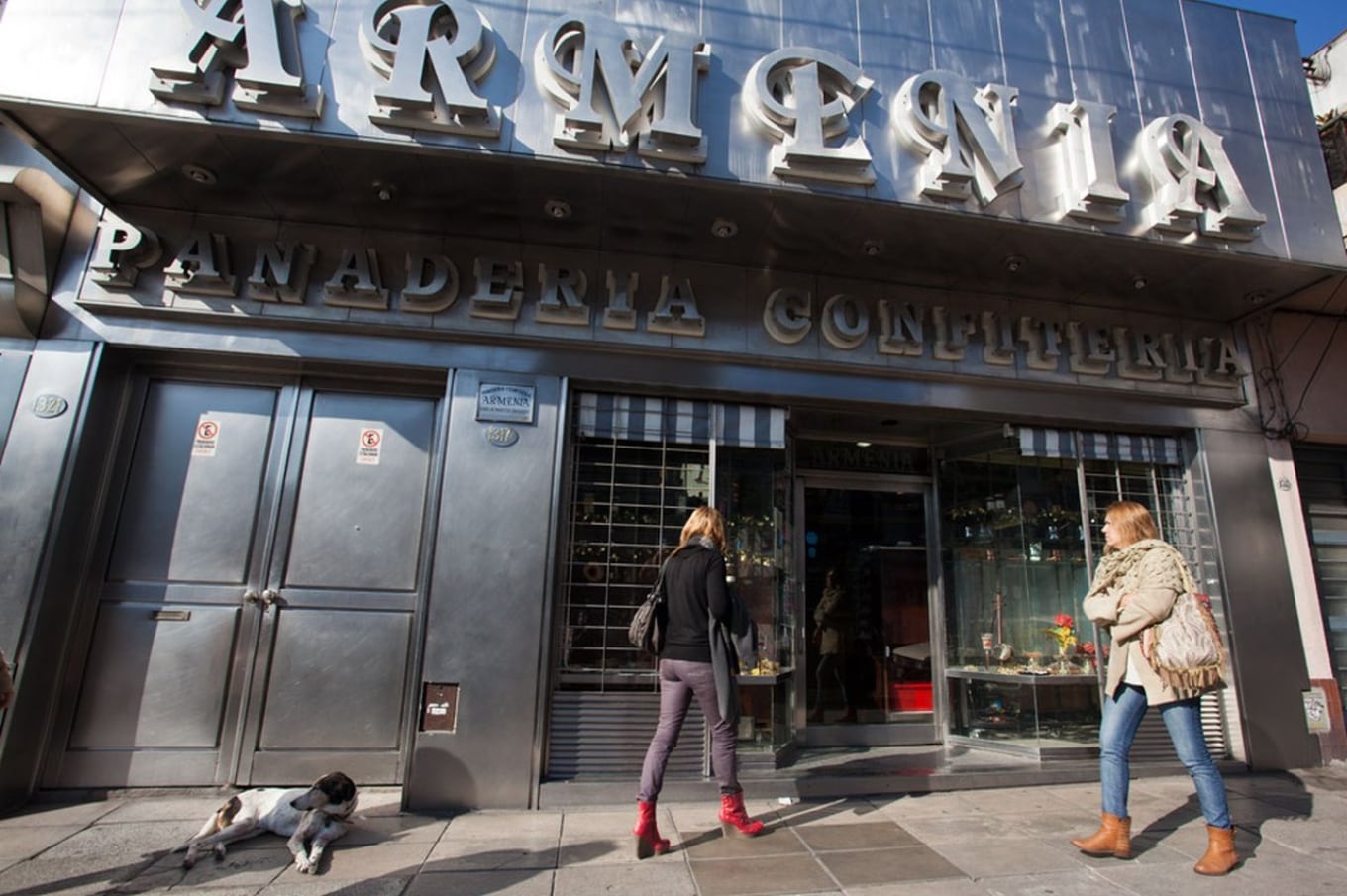 La clásica panadería Armenia en Palermo.