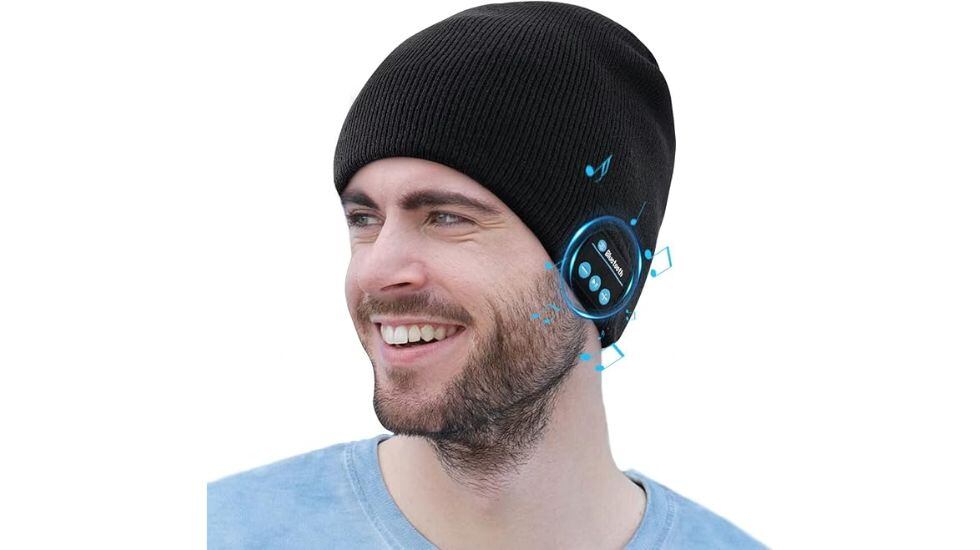 Gorro con conexión Bluetooth para el invierno.