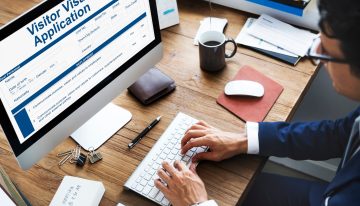 Es mexicano y viajó a EE.UU. con visa de turista para la Navidad, pero igual fue detenido por el ICE