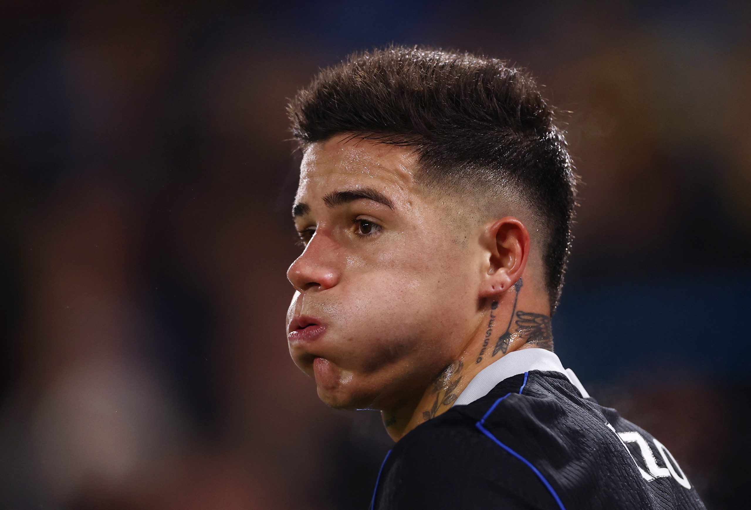 Leeds vs Chelsea por la fecha 14 de la Premier League del 2025.