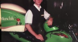 De repartidor de helados a formarse en Nueva York para montar una exitosa hamburguesería