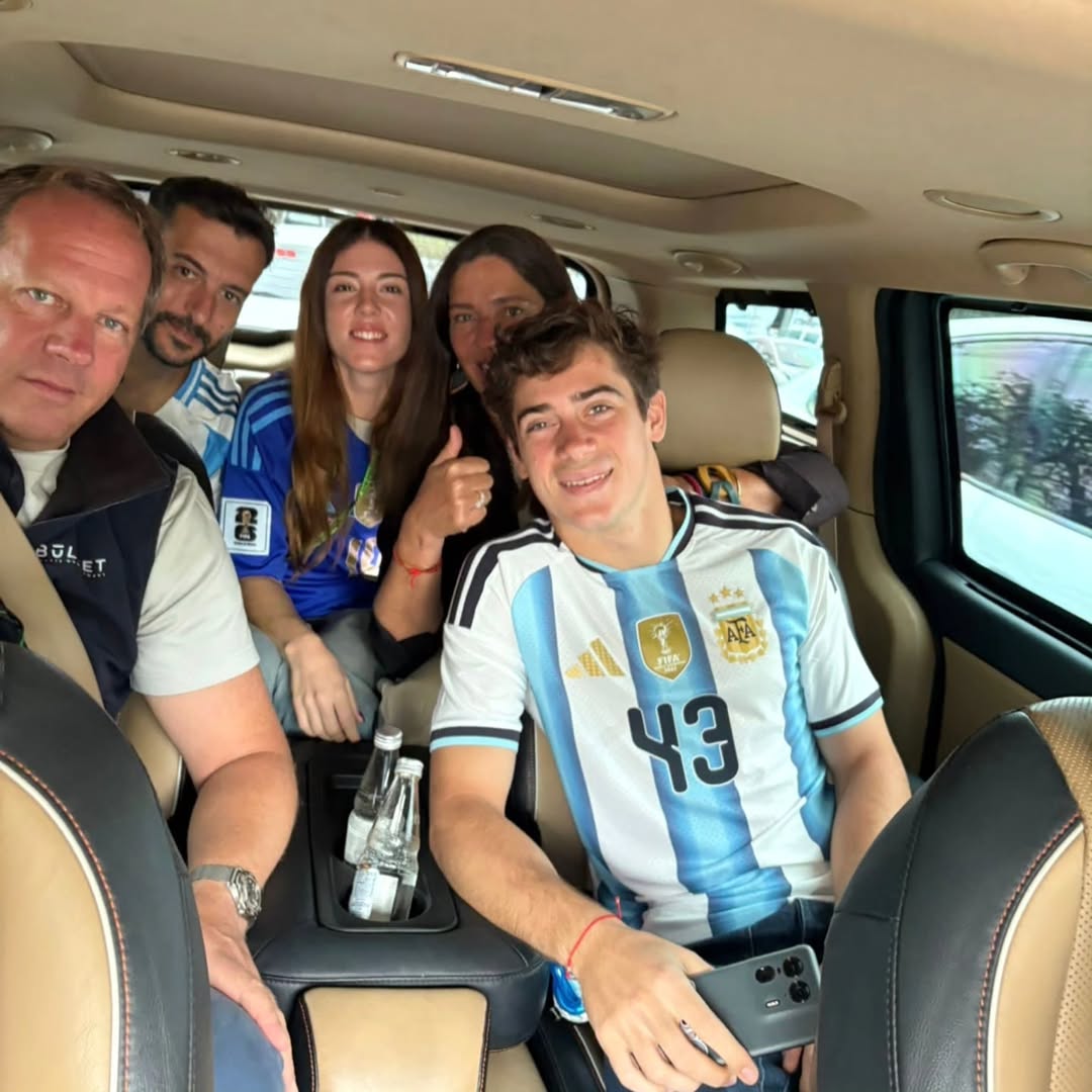 El preparador físico de Colapinto dejó un emotivo mensaje para el piloto. (Foto: Captura).