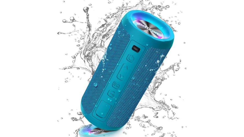 Altavoz portátil de color azul.