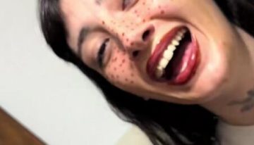 Dos amigas quisieron teñirse el pelo pero el resultado fue fatal: “La desesperación”