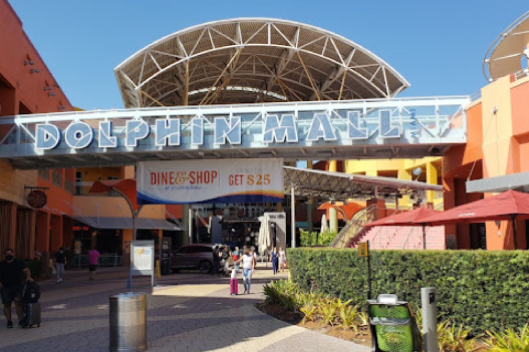 El Dolphin Mall se encuentra en el centro de la ciudad de Miami y es muy visitado