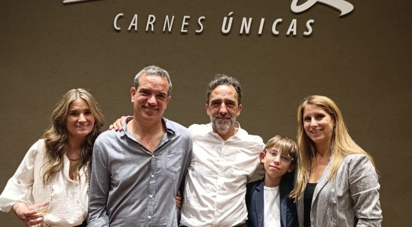 Otro imperdible en Areco: Charcutería de autor y sándwiches premium en un esquina icónica