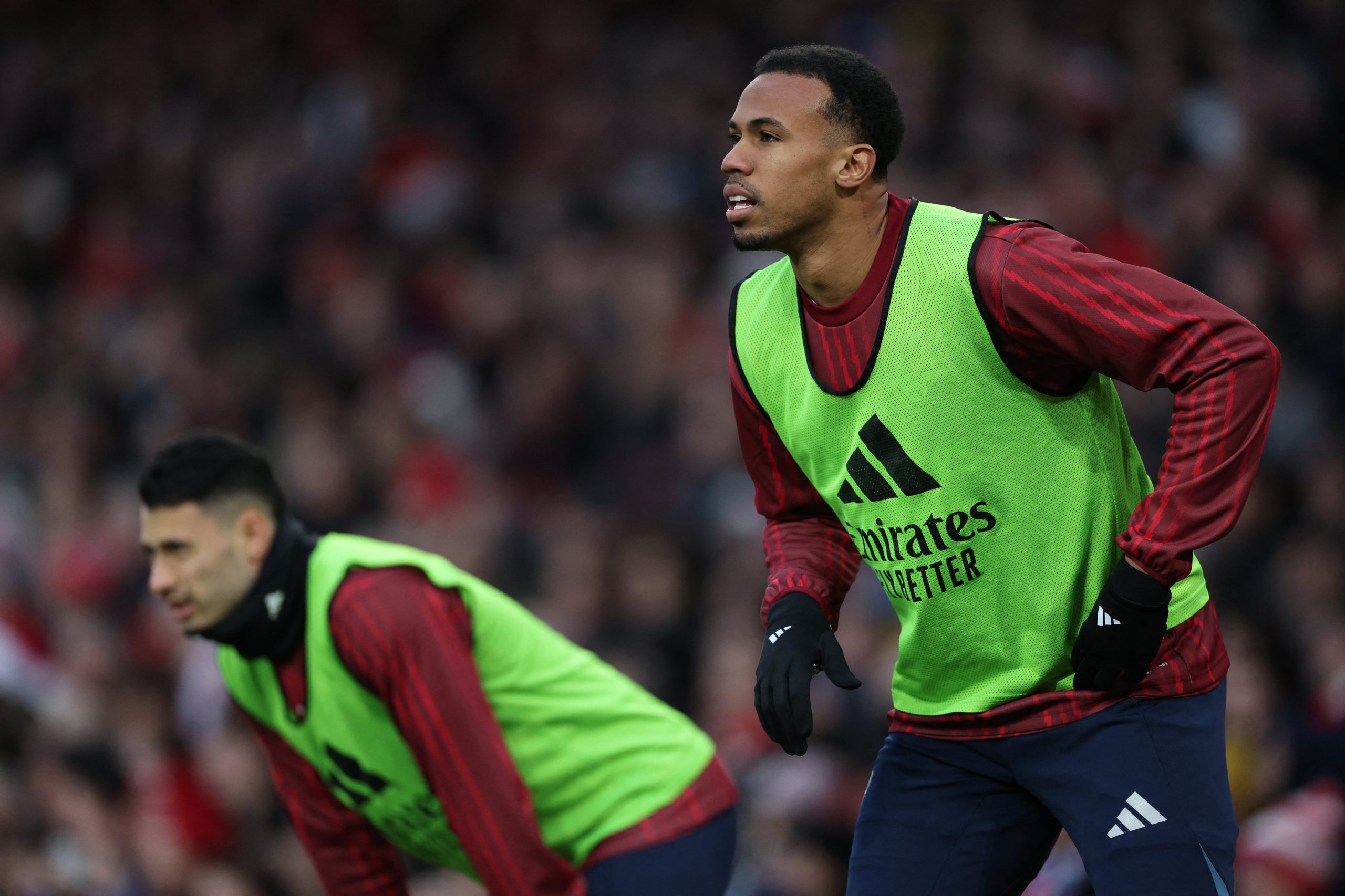 Arsenal vs Brighton por la fecha 18 de la Premier League del 2025.