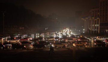 Rusia bombardea Kiev y reivindica la toma de dos ciudades en el frente antes del cara a cara entre Trump y Zelensky