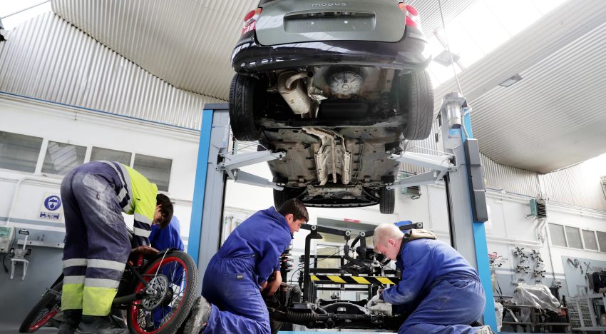 La FP sigue quitando estudiantes al Bachillerato: sus graduados se disparan mientras los de la rama académica retroceden