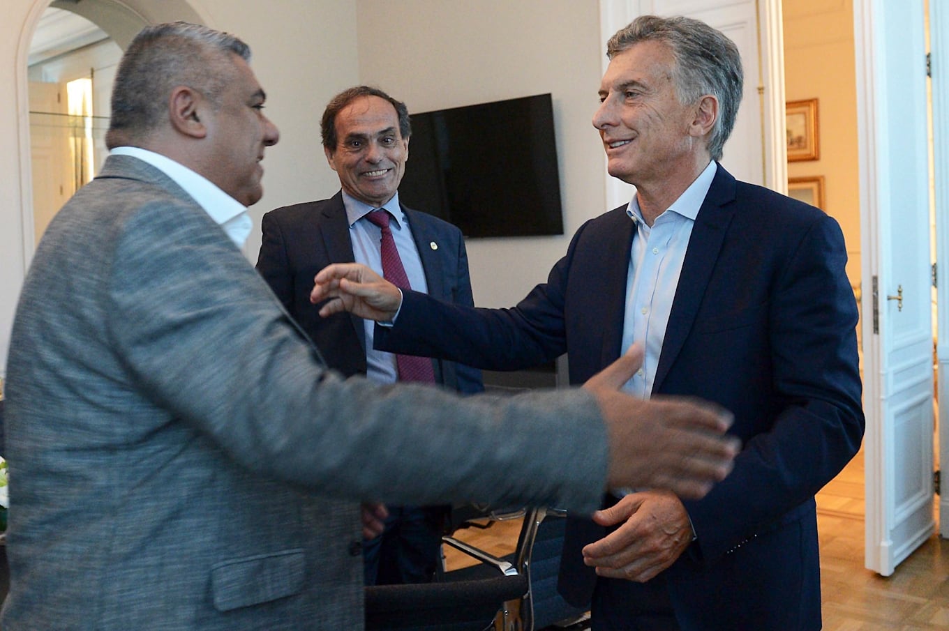 El expresidente Mauricio Macri y Claudio Tapia