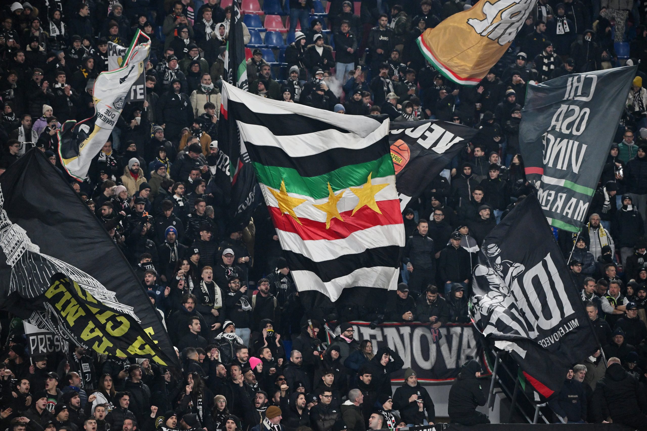 Bologna vs Juventus por la fecha 15 de la Serie A de Italia del 2025.