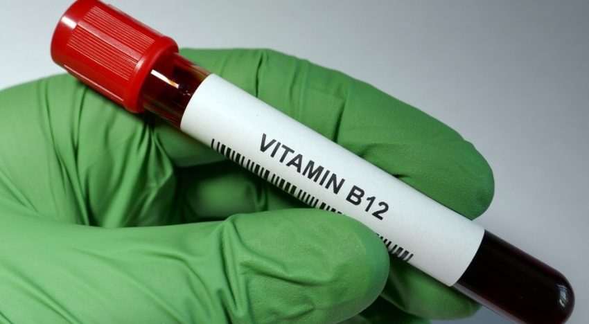 Ni café ni siestas: esta es la vitamina esencial para eliminar el cansancio mental de raíz