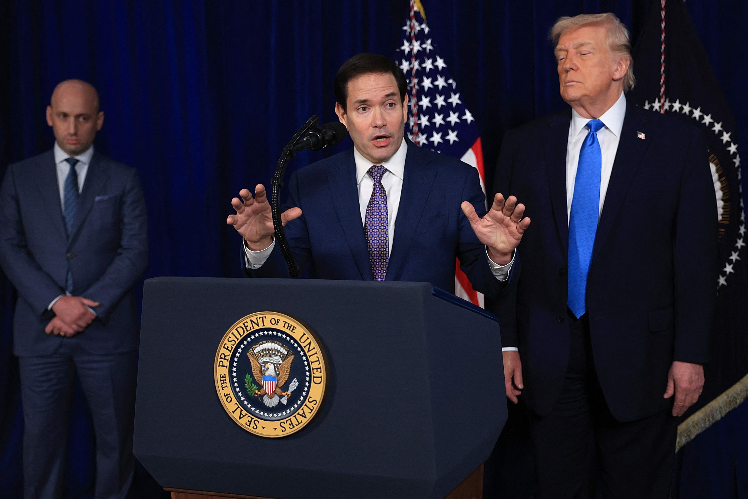 Marco Rubio durante la conferencia de prensa en la que presentó detalles del operativo junto a Trump, en Mar-a-Lago