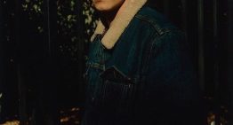 De baterista en una banda de rock y padre a los 20 años a brillar como una de las estrellas de Stranger Things