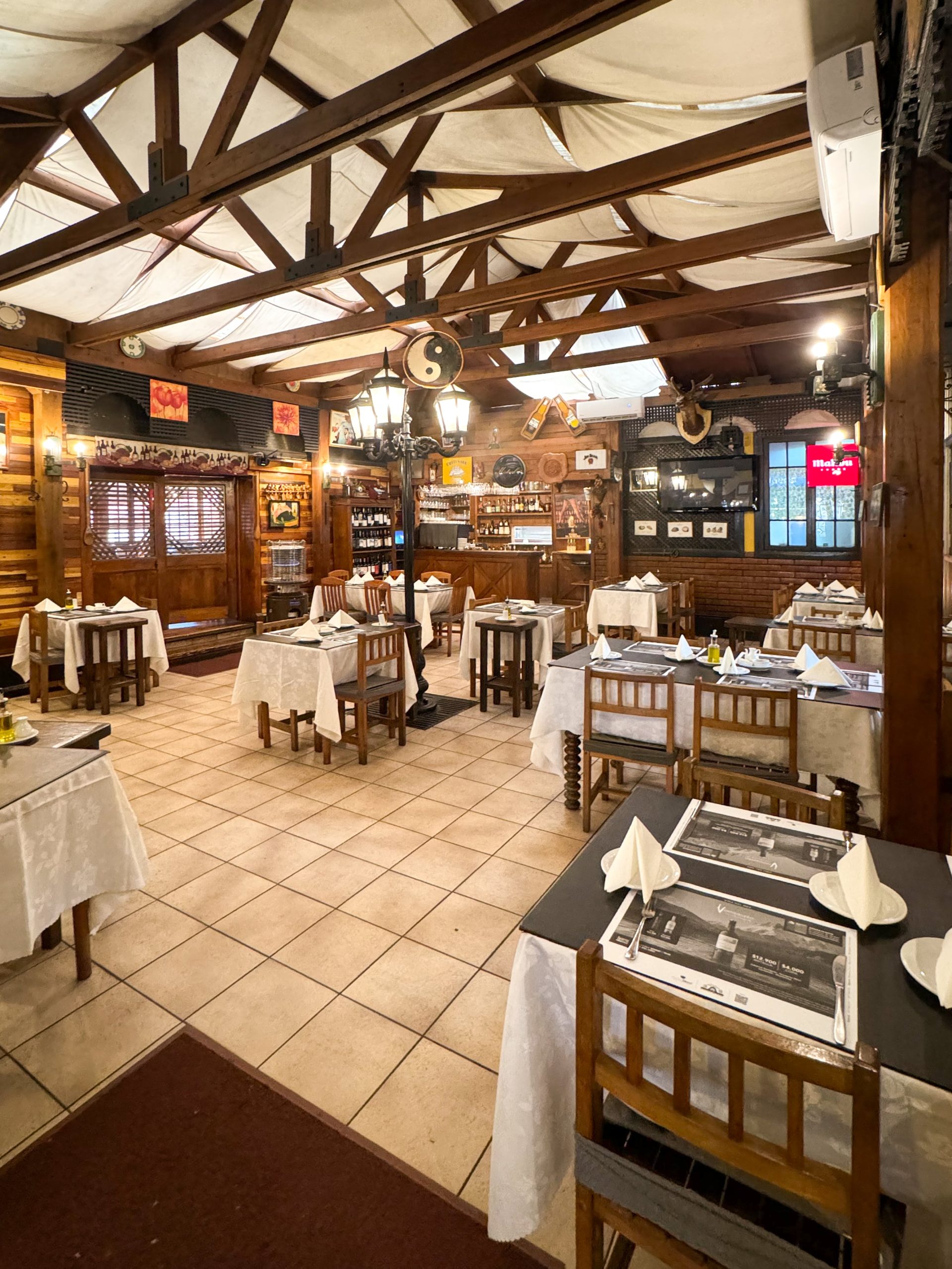 El sencillo salón de Ana María, con aires de bodegón