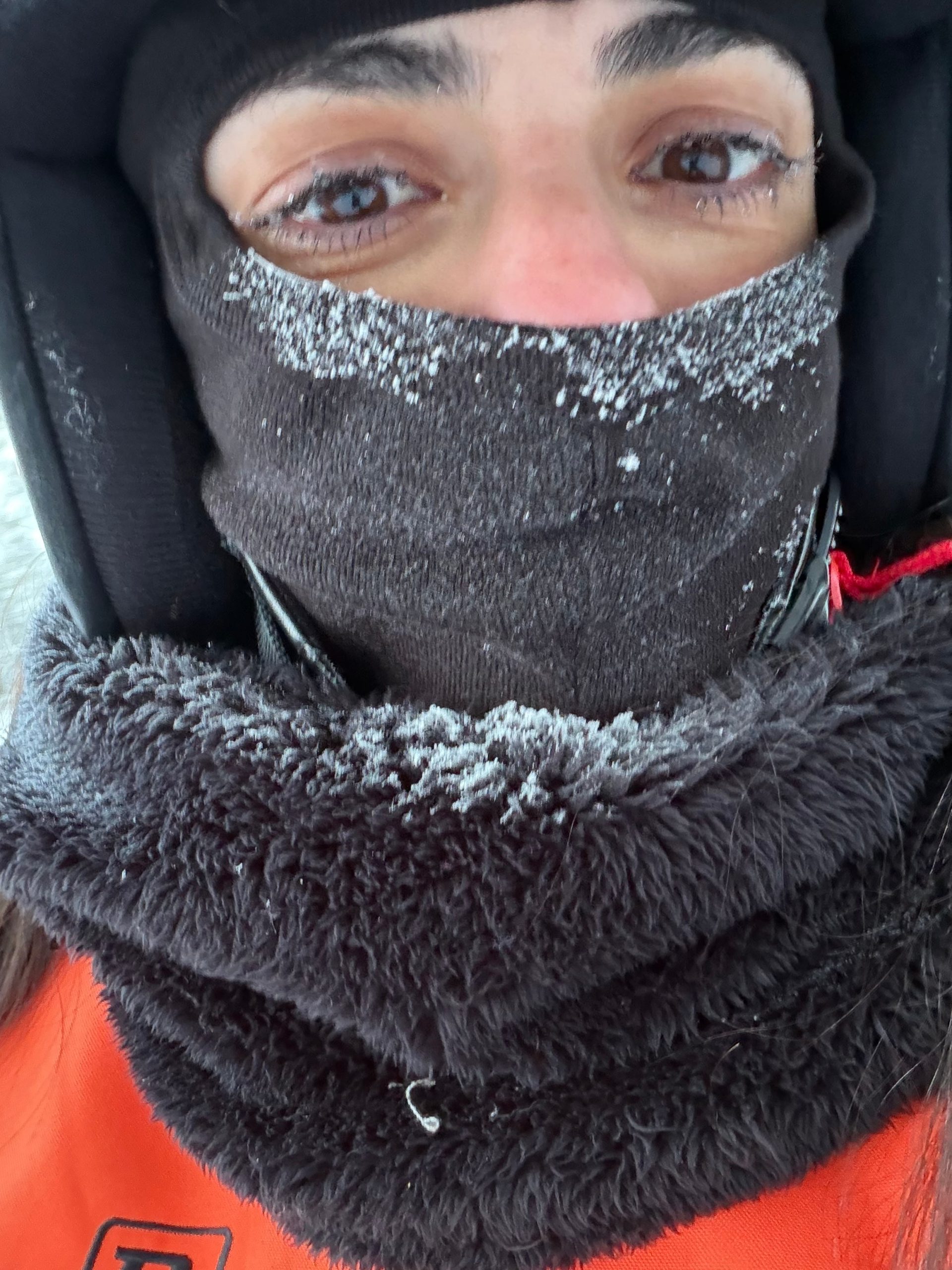 El elevado frío también se comunica a través del cuerpo