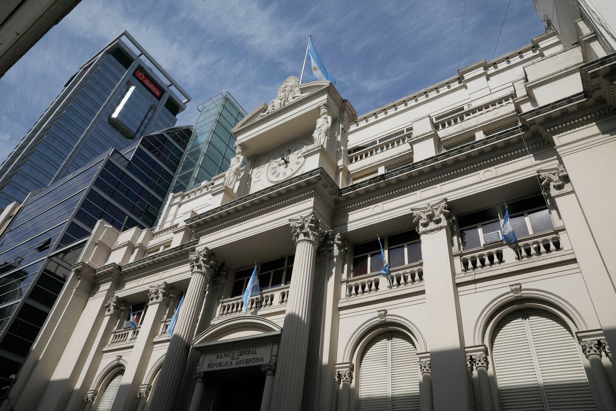 El Banco Central de la República Argentina lleva 52 jornadas comprando dólares