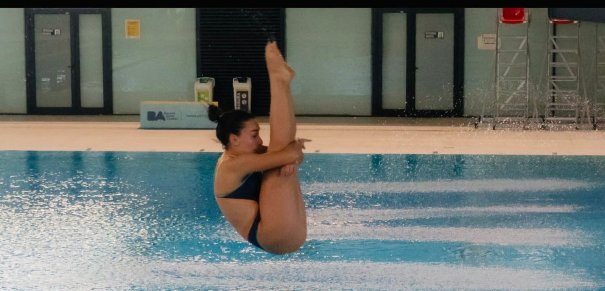 Azul encontró en la natación una segunda oportunidad para hacer lo que tanto ama.