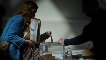Elecciones en Castilla y León 15M, en directo | La participación a las 18.00 sube un punto y medio y se sitúa en el 53,19%
