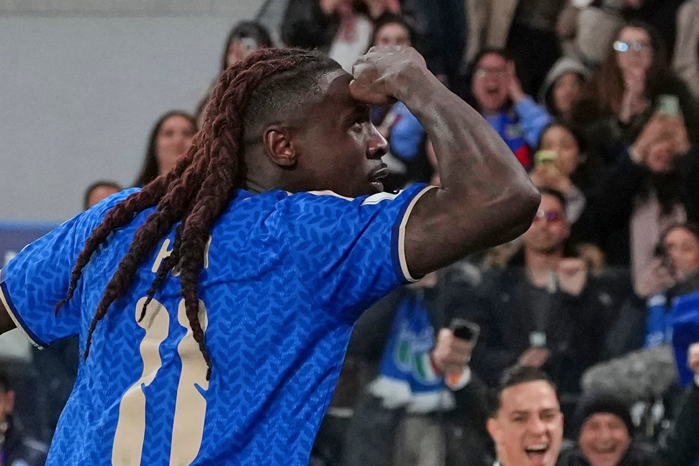 Moise Kean convirtió el segundo gol de Italia en semifinales ante Irlanda del Norte