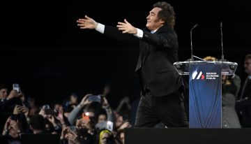 Javier Milei calificó de “impresentable” a Pedro Sánchez y volvió a apuntar contra Madanes Quintanilla