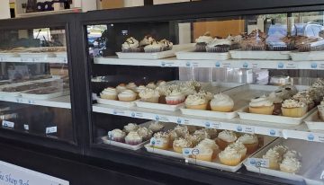 Dónde queda The Cake Shop, la pastelería de Florida que Ryan Gosling volvió viral: “De otro universo”