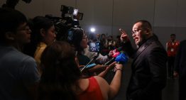 Brutal crimen político en Perú: mataron a ladrillazos a un candidato a diputado tras un acto de campaña