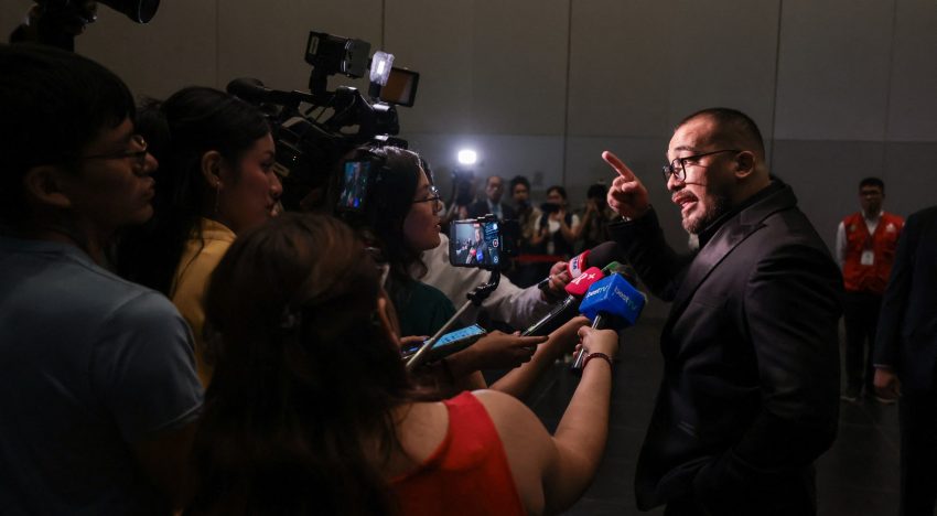 Brutal crimen político en Perú: mataron a ladrillazos a un candidato a diputado tras un acto de campaña