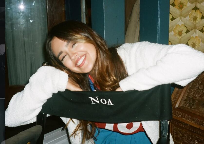 Maia Reficco en el set de Pretty Little Liars. (Foto: Instagram/maiareficco)