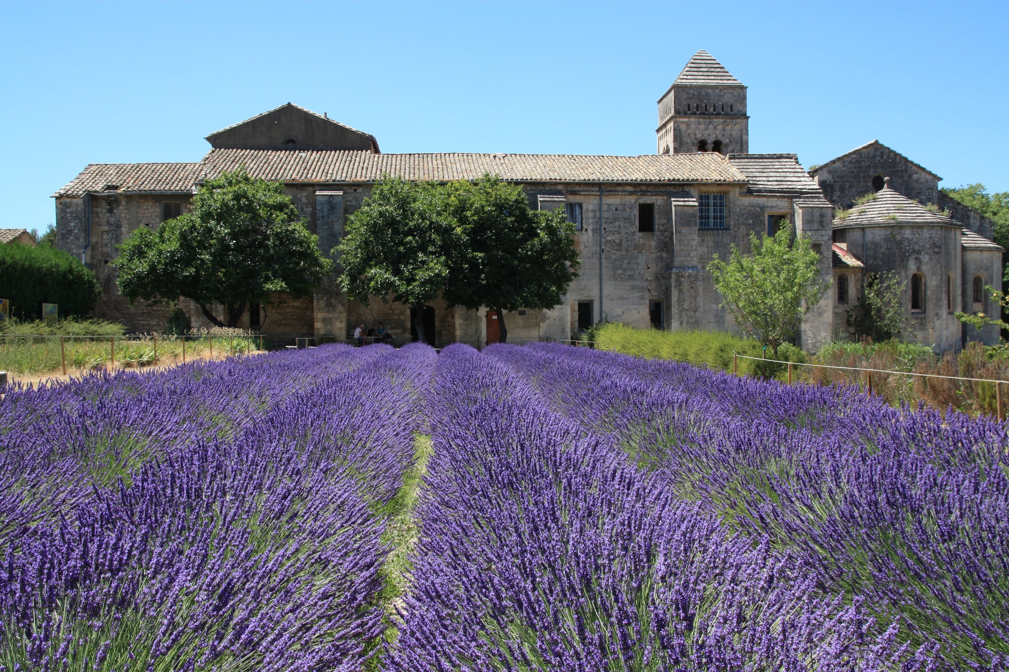 El monasterio de Saint-Paul de Mausole, donde estuvo internado Vincent van Gogh 