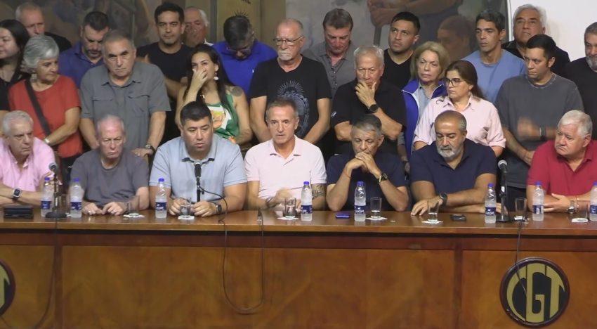 La CGT marchó a Tribunales y pidió que la reforma laboral sea declarada inconstitucional