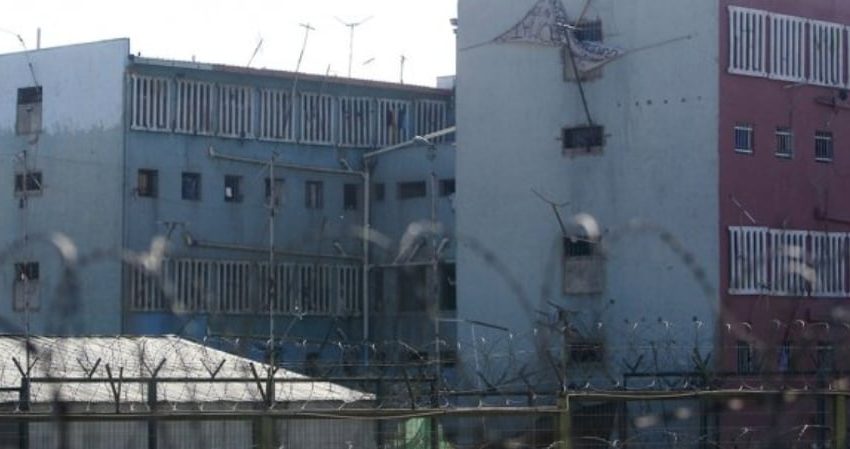 Lo buscaban en Chile por un intento de homicidio y estaba detenido en Capital Federal por otro delito