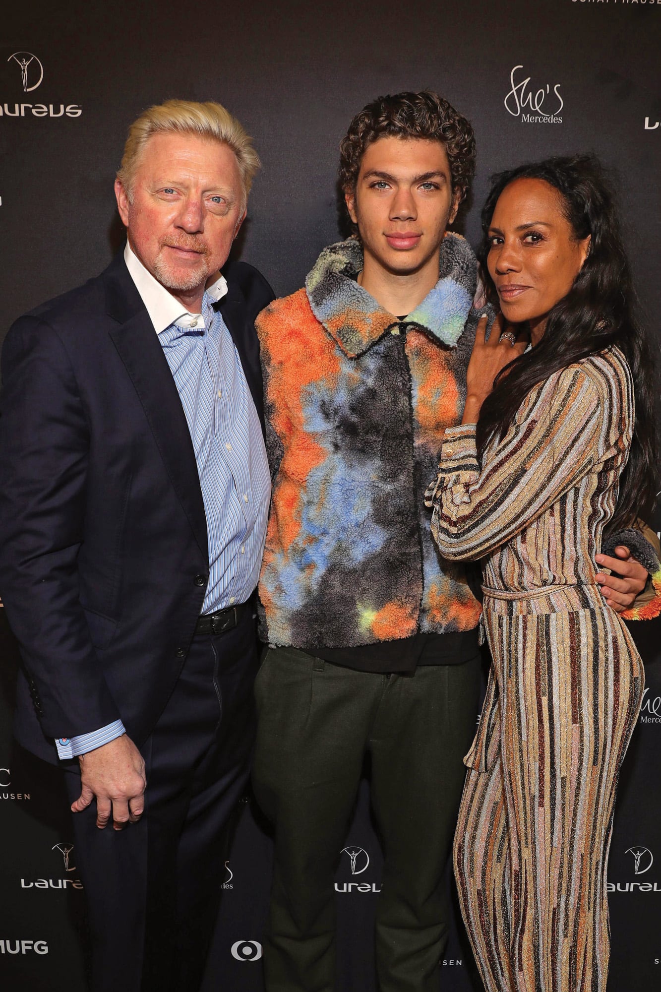 Con sus padres, el gran Boris Becker (ganador de 6 Grand Slams y número 1 del mundo en 1991) y la diseñadora e instructora de yoga Barbara Feltus