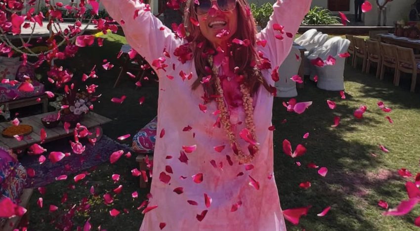 ¿Qué se sabe de…? Las fotos más sensuales de Dakota Johnson, el viaje a India de Liz Hurley y la mejor noticia para Luna Serrat