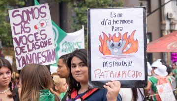Organizaciones feministas convocaron hoy a una marcha hacia Plaza de Mayo por el Día de la Mujer