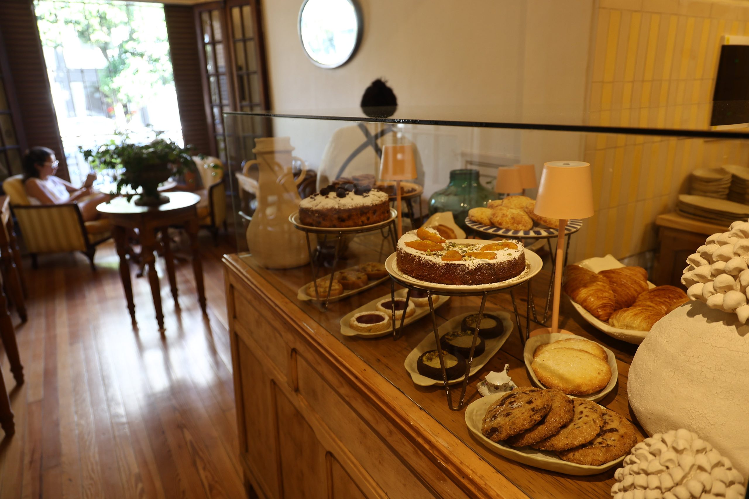 La pastelería reinterpreta clásicos italianos con sus ingredientes estrella: pistacho, almendras, limón, ricotta, mascarpone y café